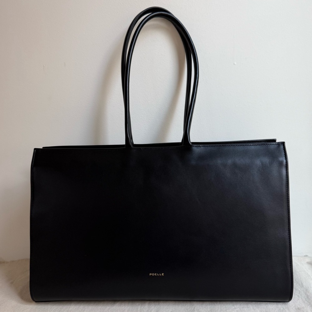 POELLE LARGE CAROLYN TOTE BAG IN BLACK NEW
100% Premium-grade Cow Skin Leather - Picture 8 of 10